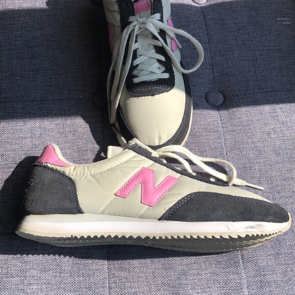 New balance 720 blue grey and pink in 8.5 - Picture 9 of 11